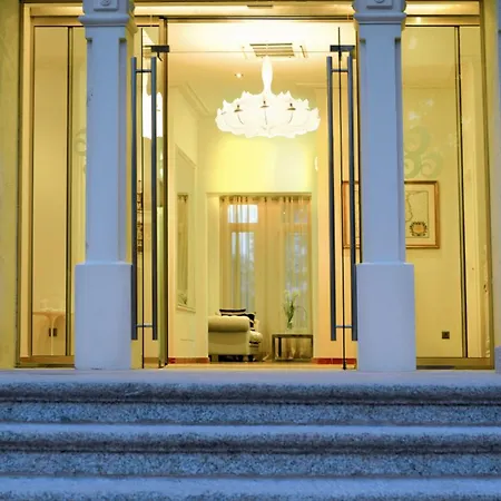 Hotel Paulita Puigcerdà