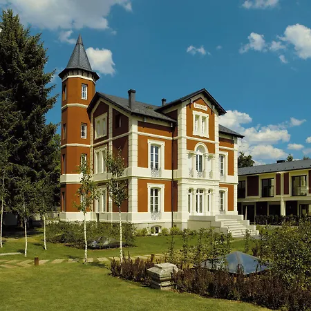 ホテル Paulita 4*