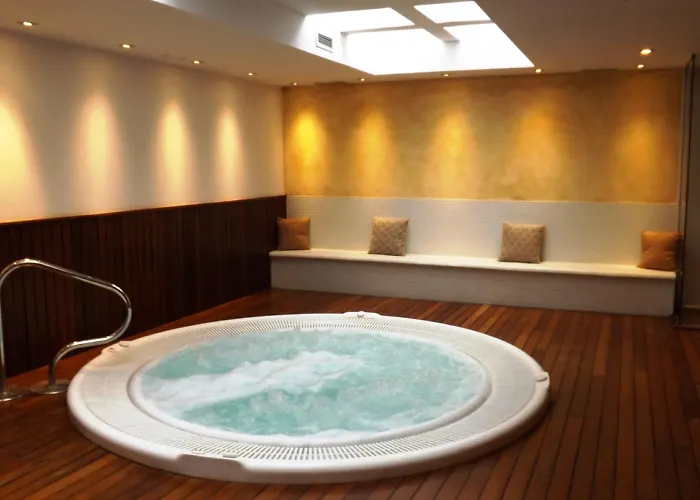 Hotel Paulita 4*