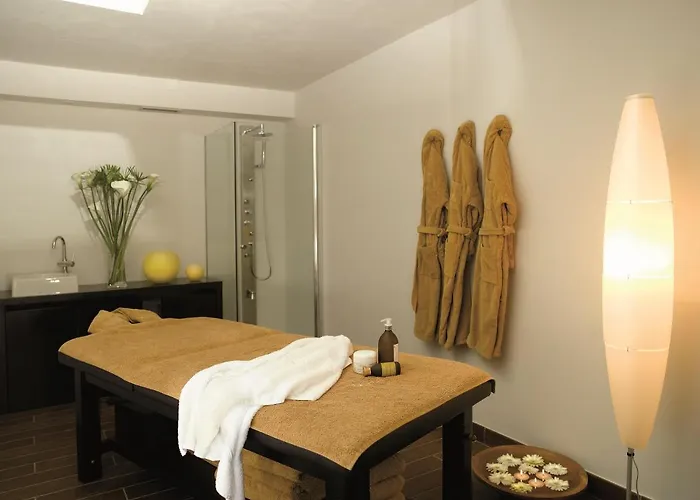 Paulita Hotel